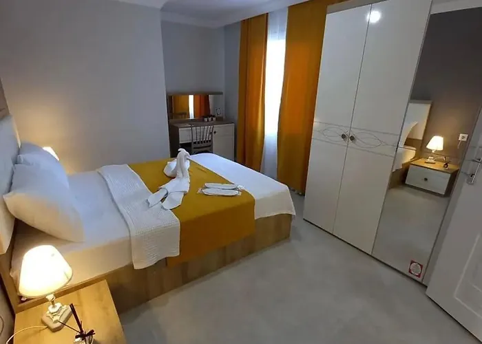 Lägenhetshotell Ela Apart & Bungalow Fethiye